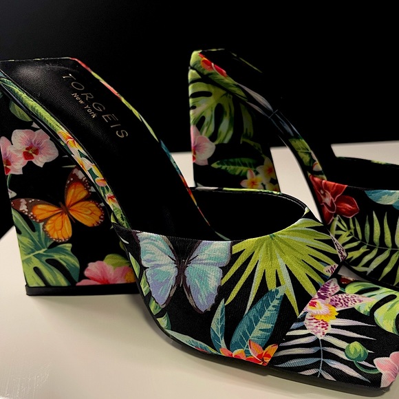 Open Toe Block Heel Mules - Picture 2 of 3